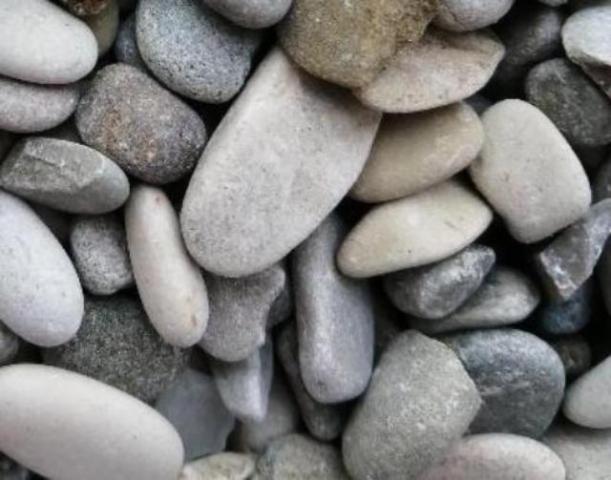 Где заказать гальку и каменную крошку с доставкой?  в Химках